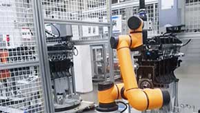 机器人拧螺栓  高效经济势在必行